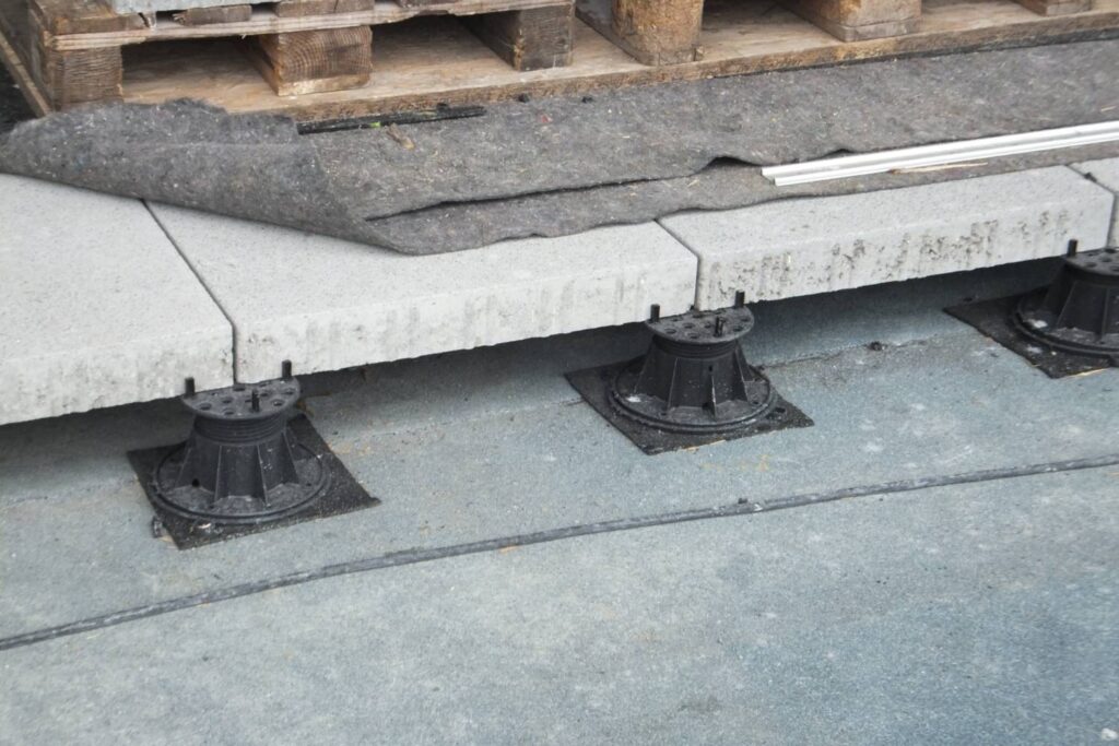 Buzon Pedestals Support Heavy Stone and Concrete Loads