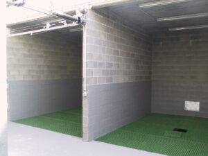 Industrial Grating and Buzon Pedestals for Rinsing Station