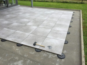Low-Profile Buzon Pedestals Solution Used for Residential Patio