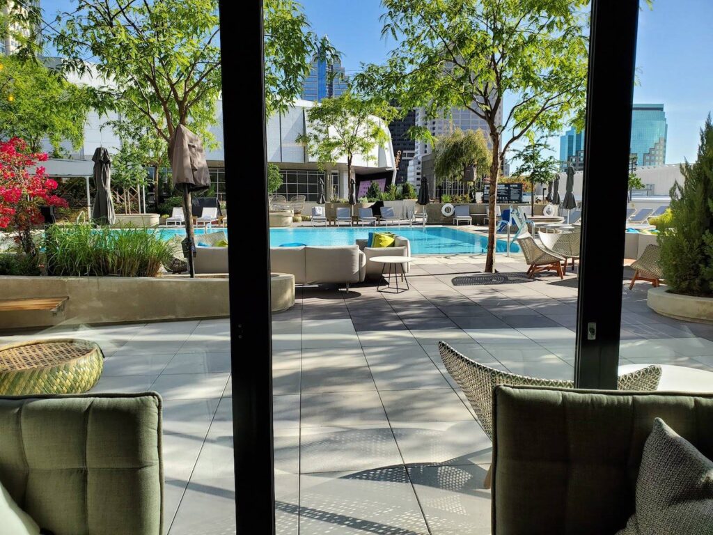 Outdoor Living Deck with Buzon Pedestals and Concrete Pavers