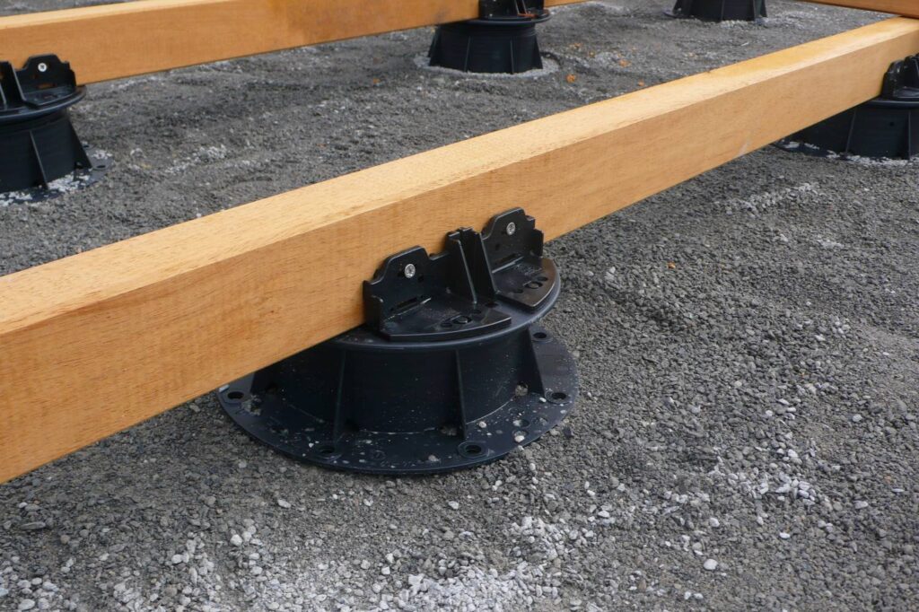 PB Series Pedestals and PB Kit 5 Fixed Joist Support Accessory