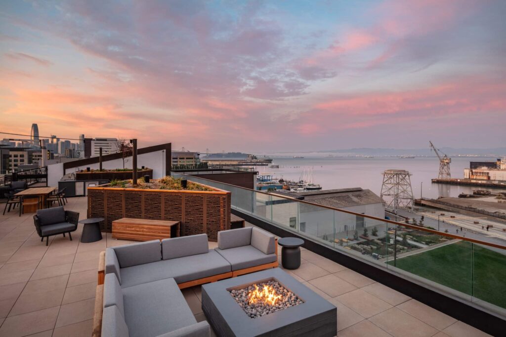 Luxury Residence at 2177 3rd San Francisco Uses Buzon Pedestals in Roof Deck