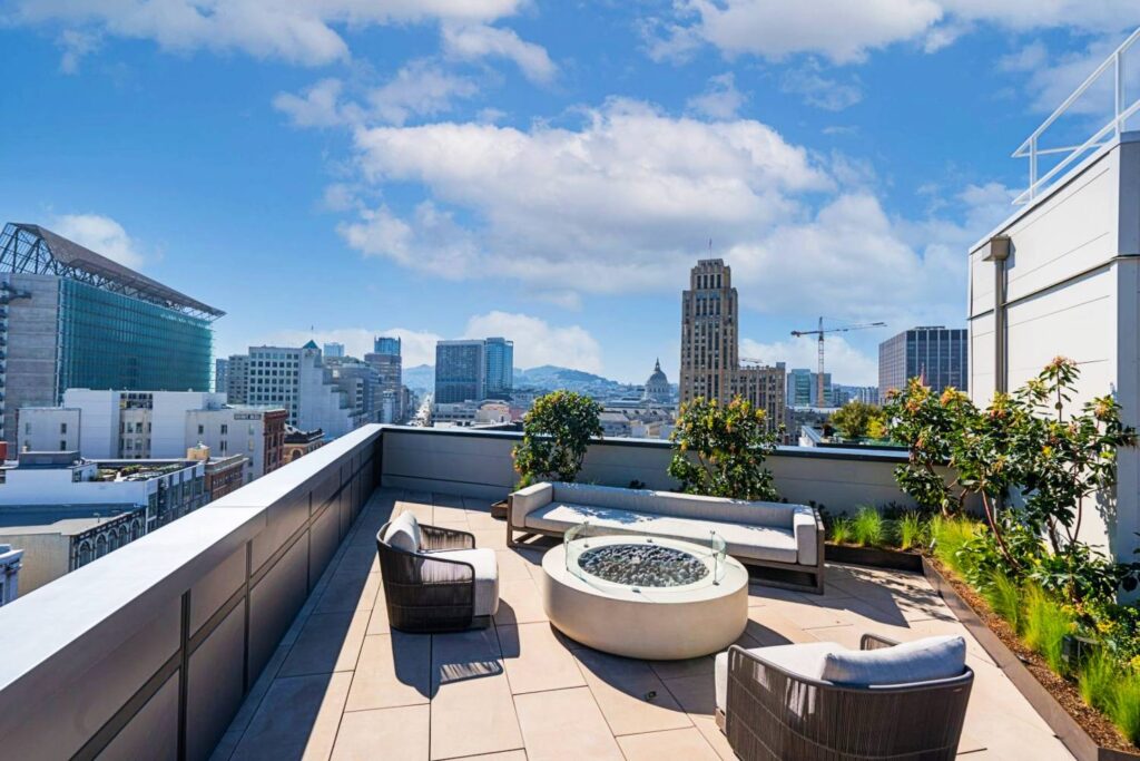 Prism Apartment with Buzon Pedestal on Rooftop Deck