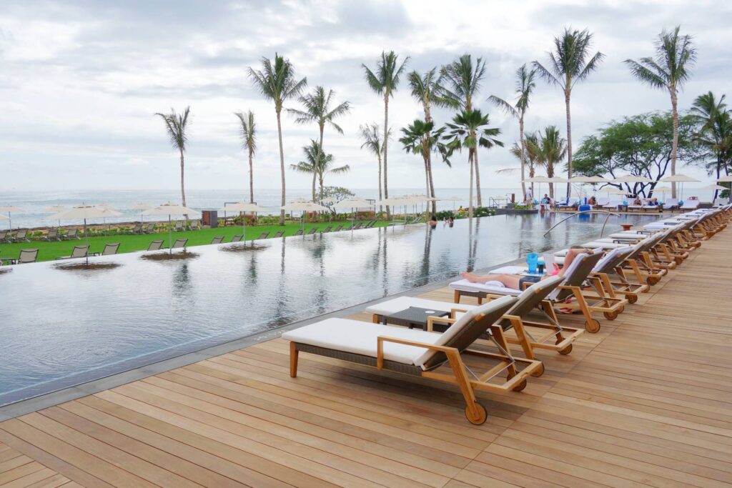 Pool Deck at Four Seasons Resort in Hawaii with Buzon Pedestals and Ipe Decking