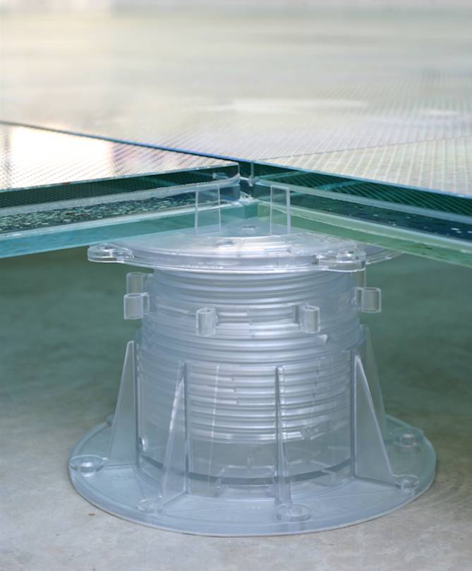 Buzon Translucent Pedestals with Glass Pavers and Clear Spacer Tabs