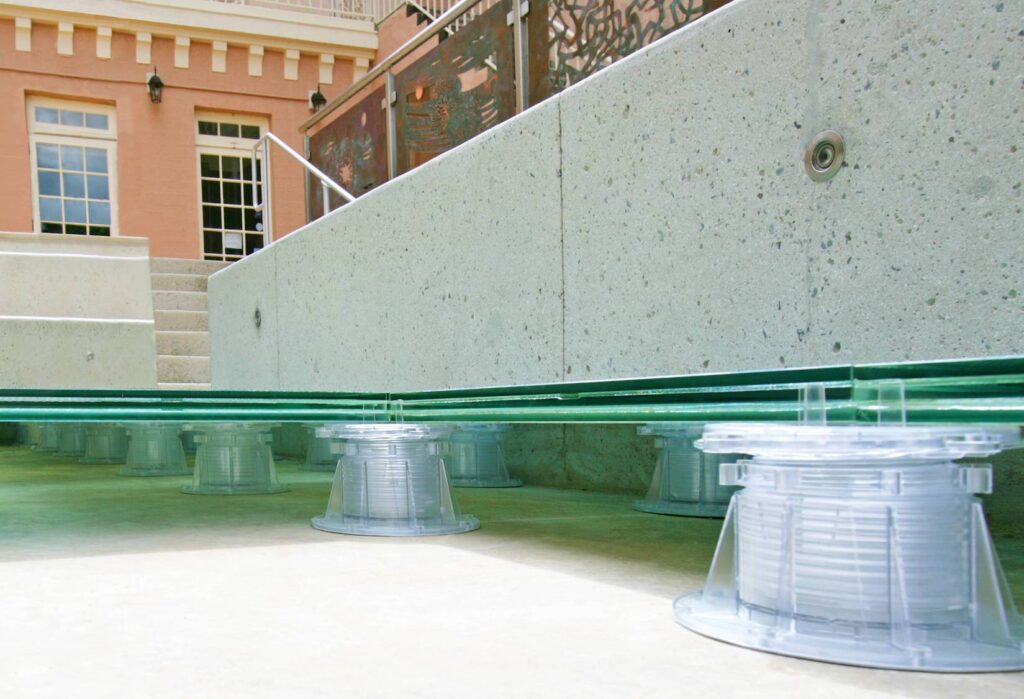 Profile View Showing Translucent Buzon Pedestals and Glass Pavers